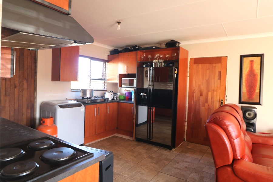 3 Bedroom Property for Sale in Sunnyridge Eastern Cape